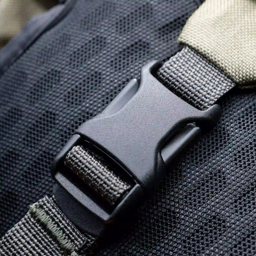Close up of the Rift Pack in Olive.
